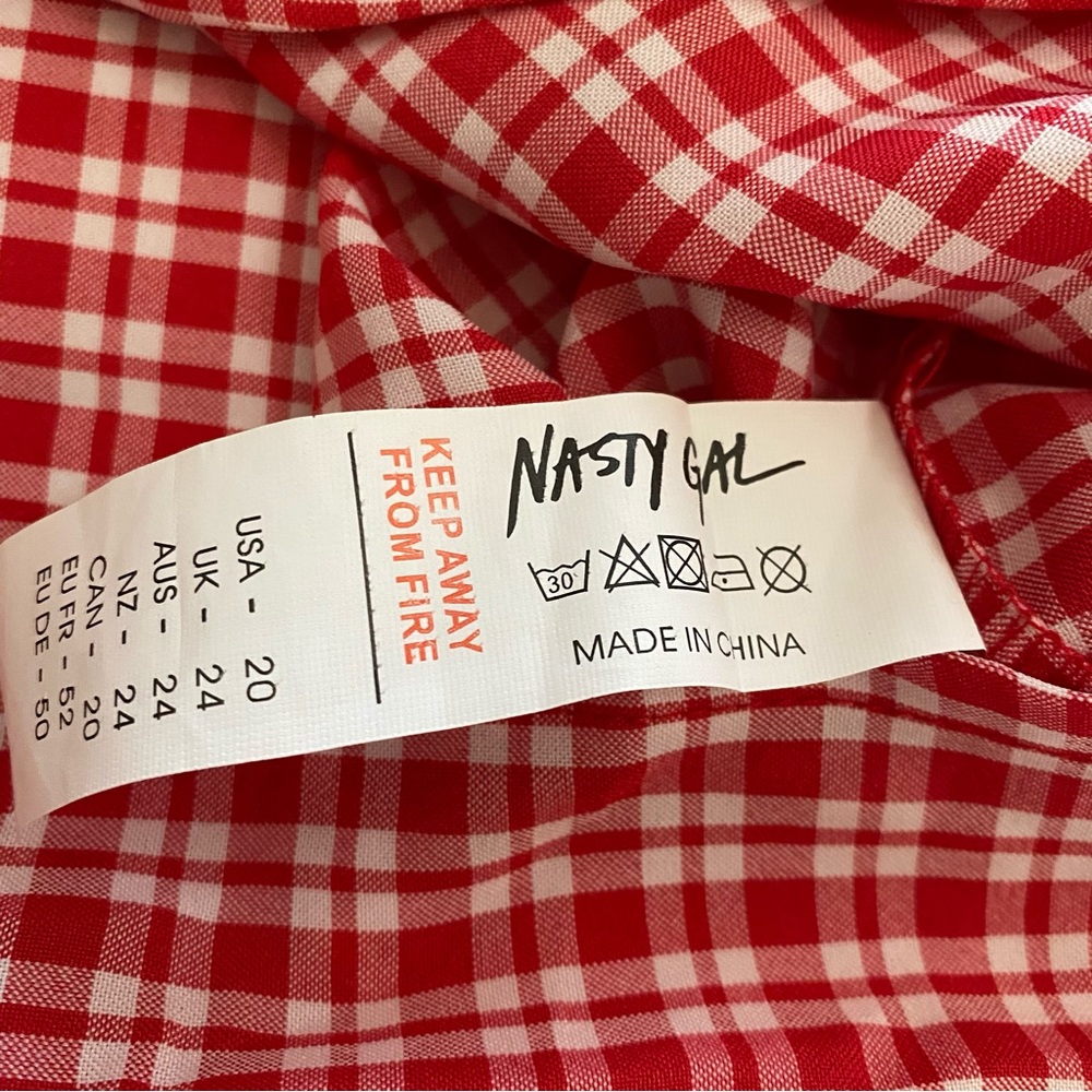 Nasty Gal Red and White Buttoned Sundress - Picture 3 of 7